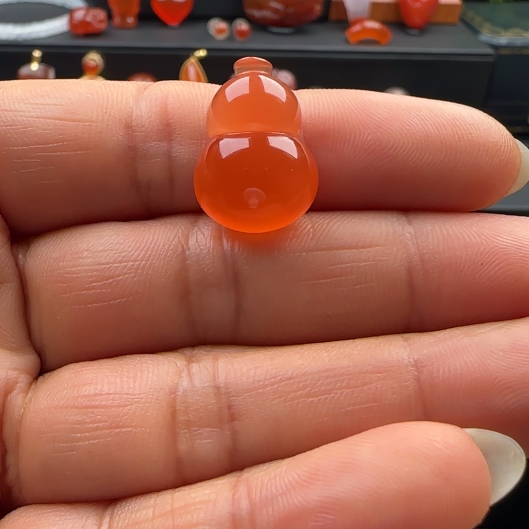 南红玛瑙葫芦未镶嵌小*