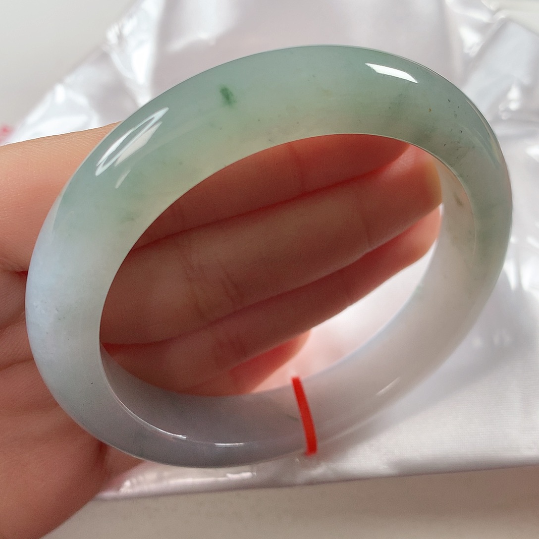 翡翠手镯未镶嵌 正圈①⑥④