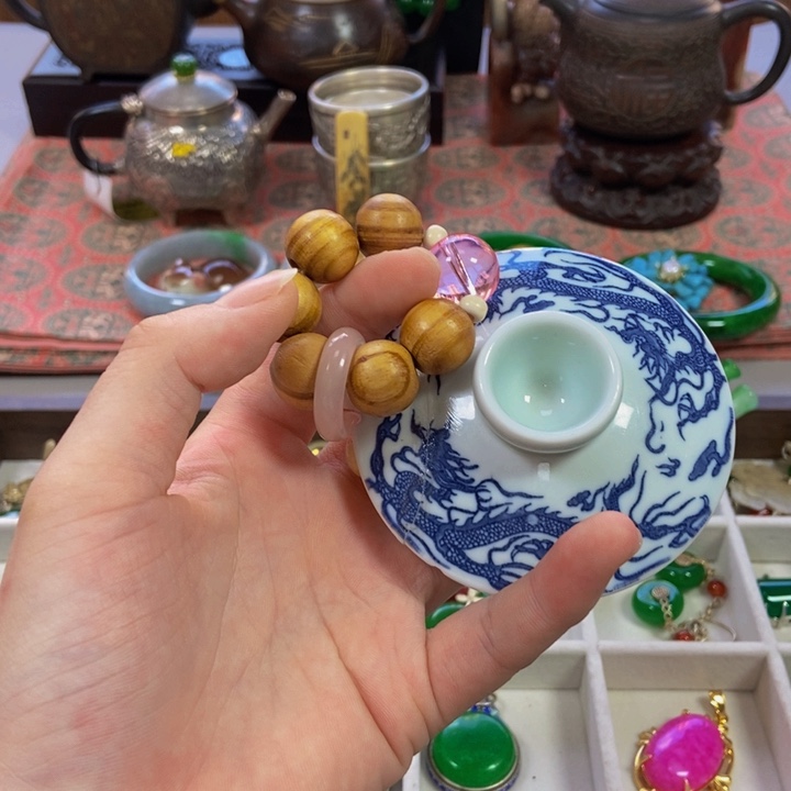 瓷片江河湖海哈哈哈哈哈哈