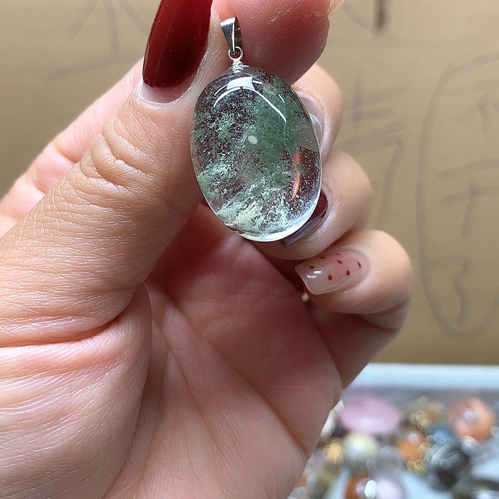 水晶水晶吊坠未镶嵌