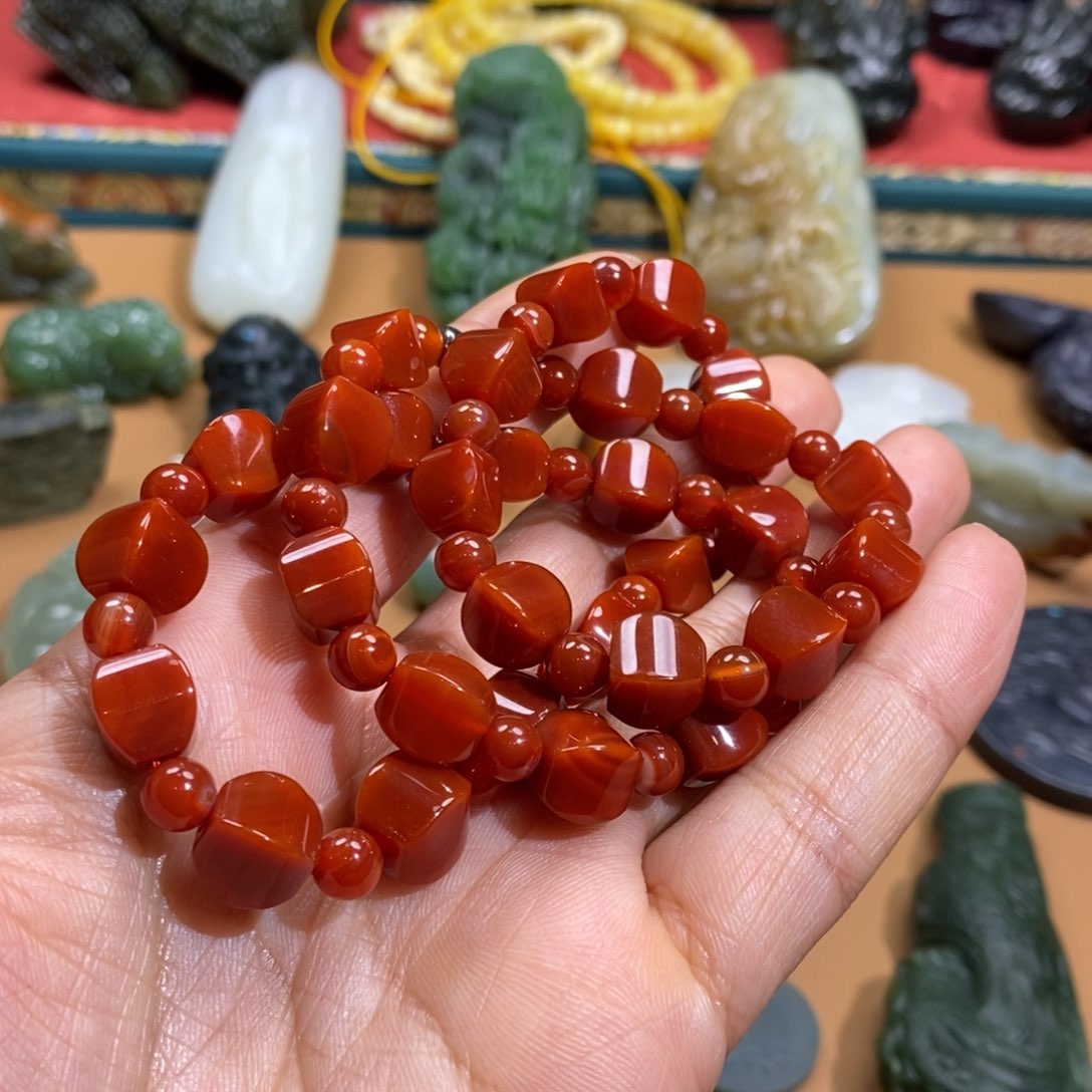 玛瑙/玉髓颈饰未镶嵌