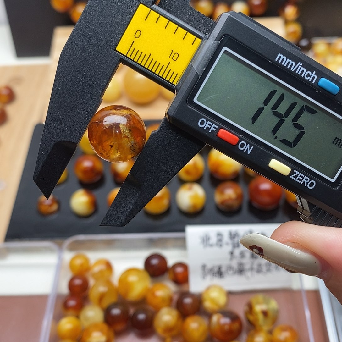 裸石琥珀未镶嵌蜜蜡735