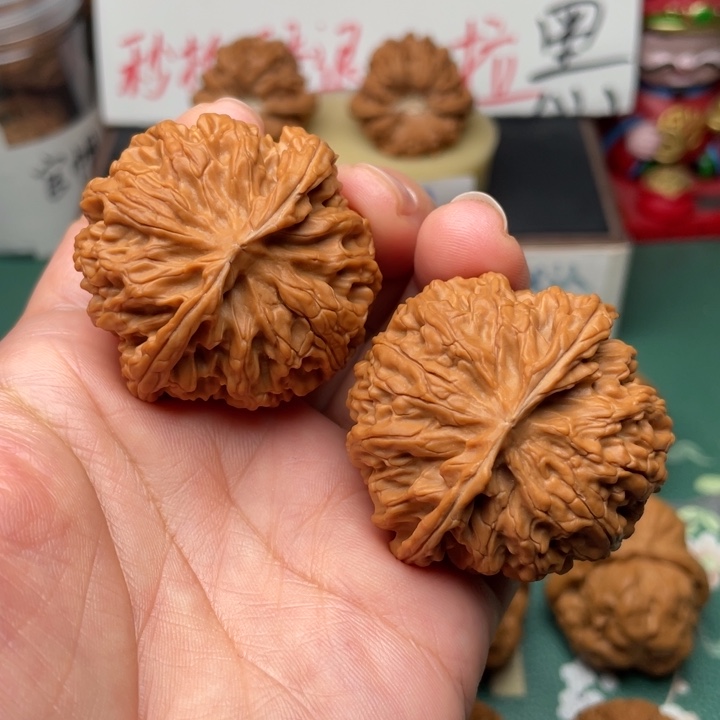 【闪购商品】文玩核桃吊坠43全品苹果园