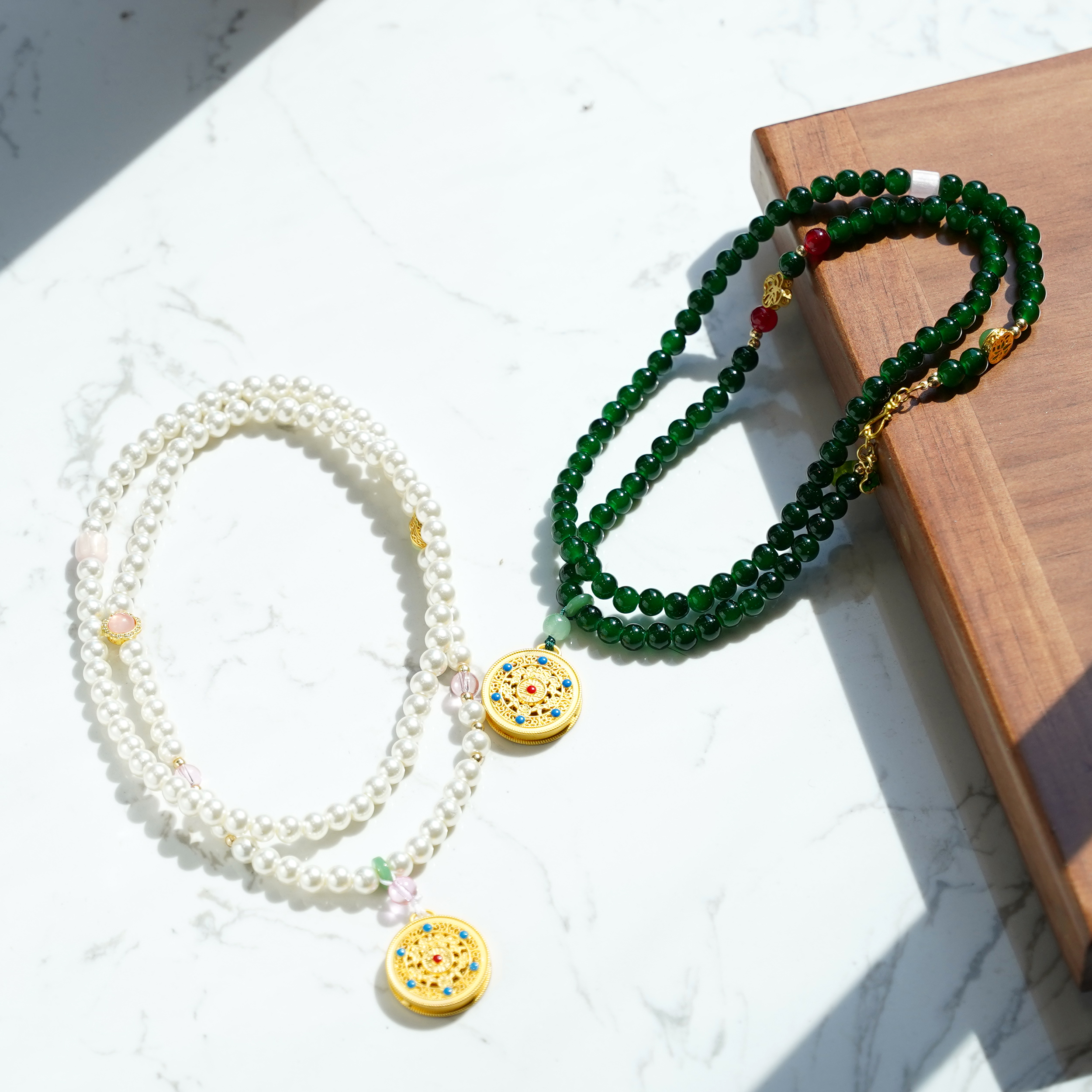 时尚精致款八宝罗盘珠链