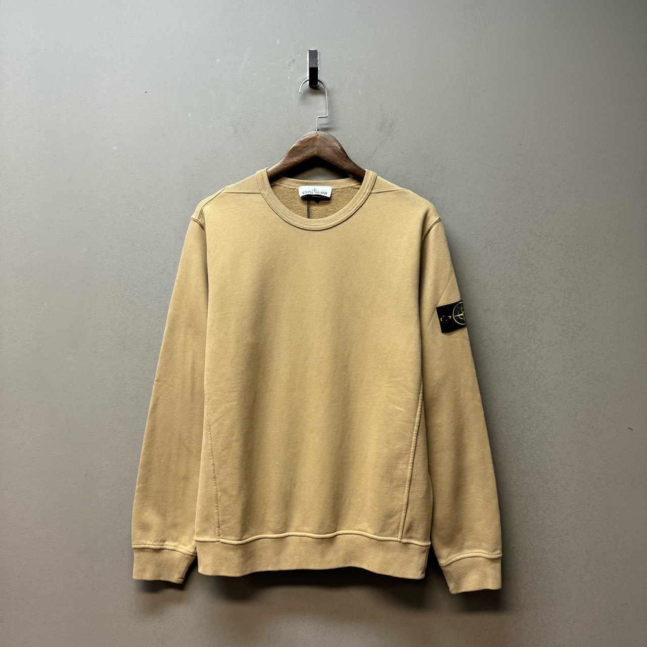 一口价 Stone island 石头岛/04673/石头岛卡其色卫衣 