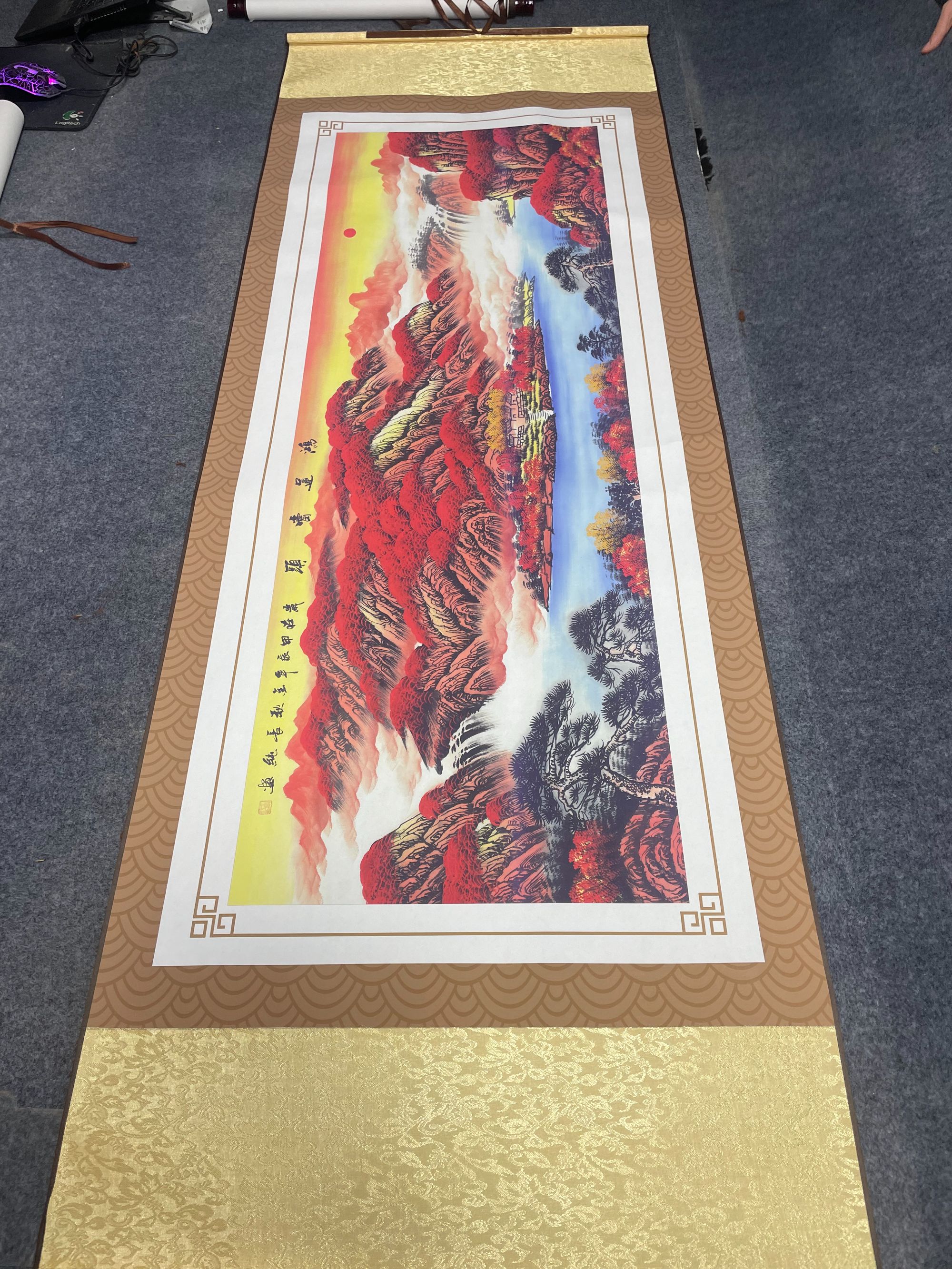 精装精裱横幅1.8米×0.6米《鸿运当头》国画9.20