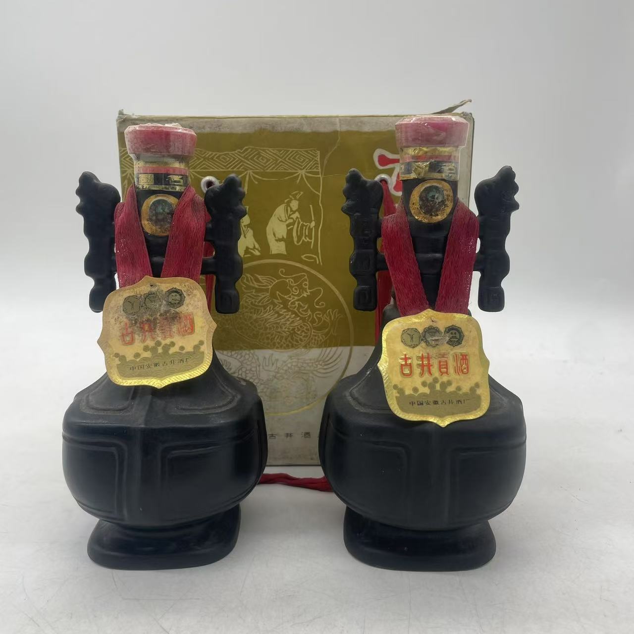 瓷瓶古井贡酒1985-1986年60度250ml*2 YH61