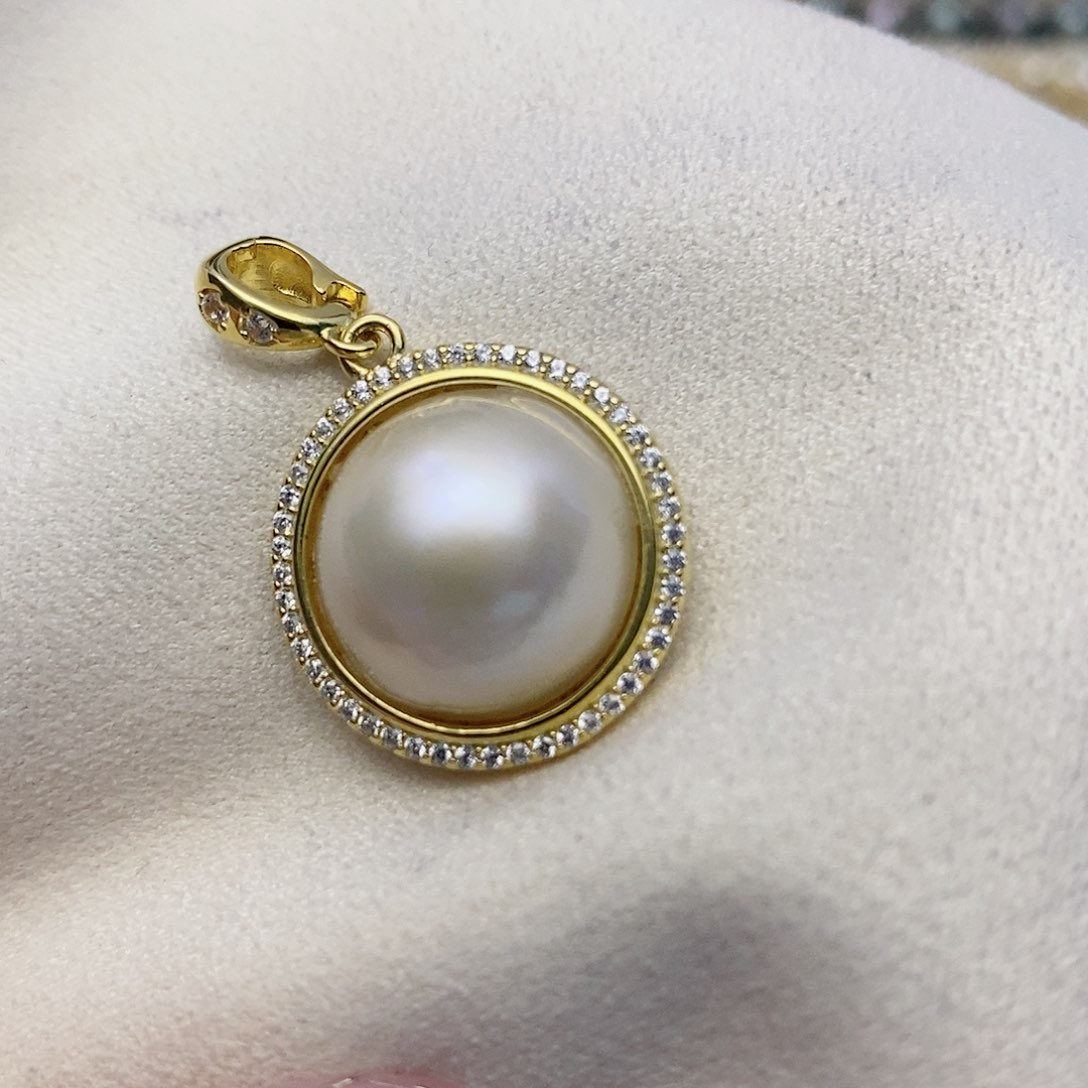 【闪购商品】拼合珍珠（马贝珠）颈饰银S925镶嵌30