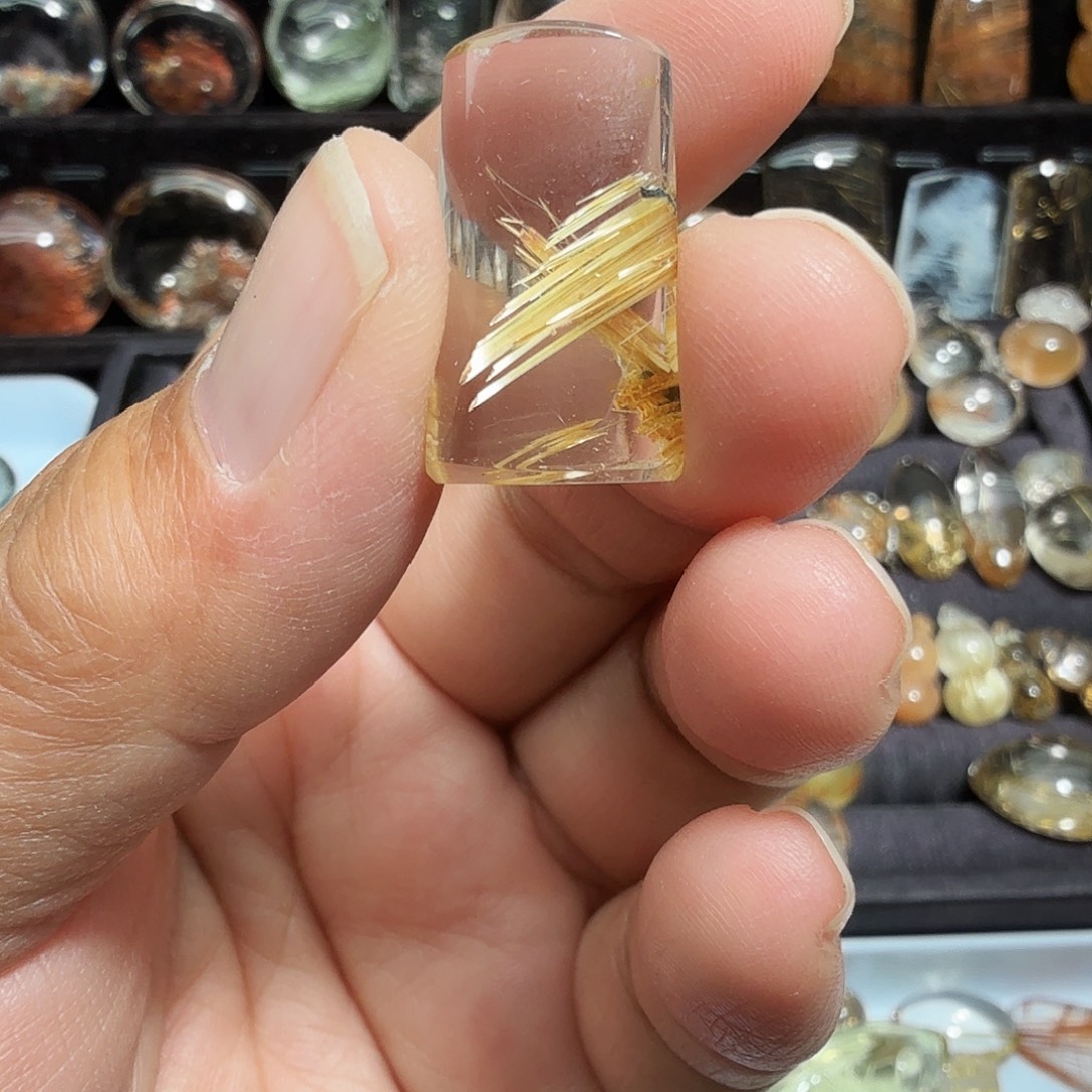 海***）水晶未镶嵌颈饰水晶