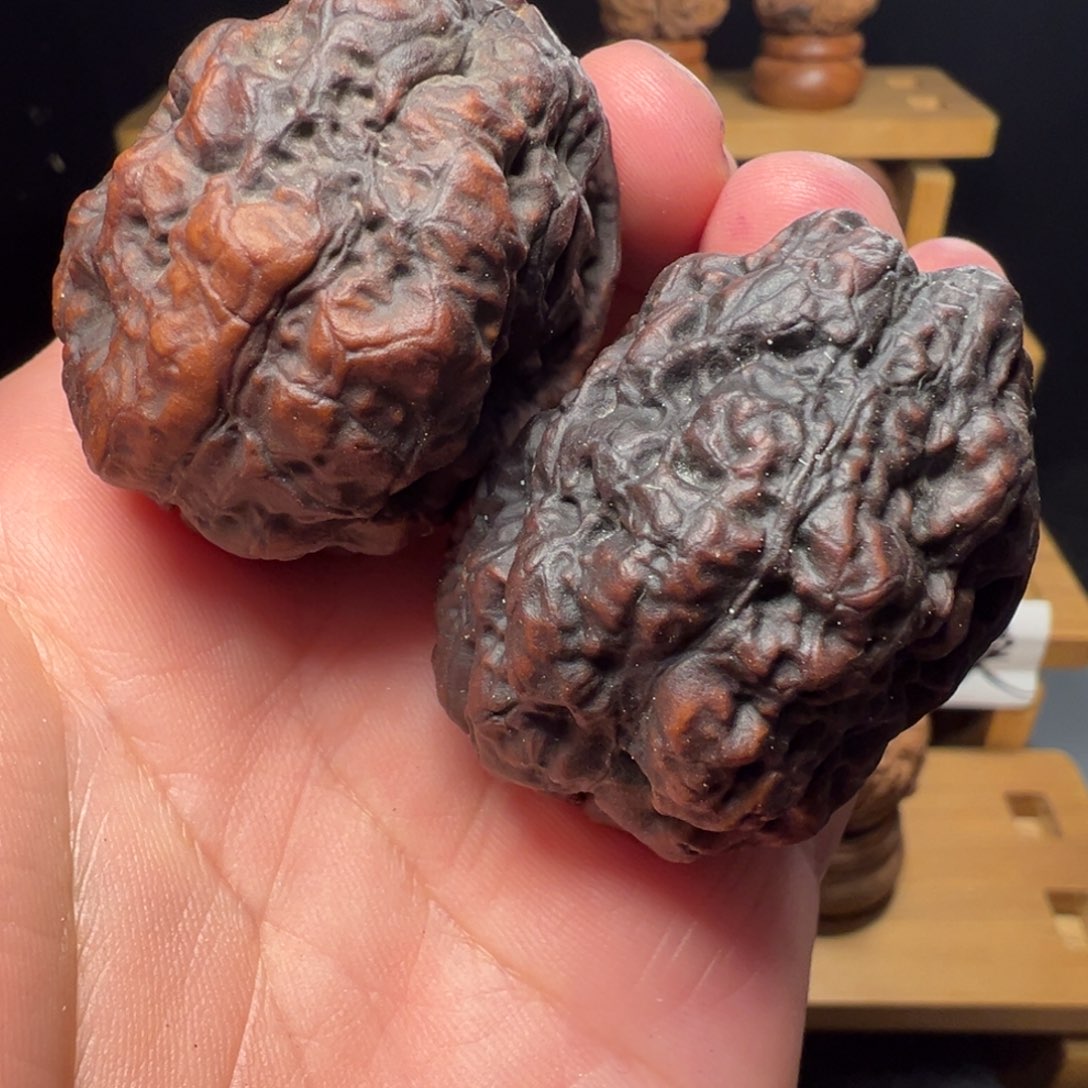 文玩核桃吊坠九五玄包44mm