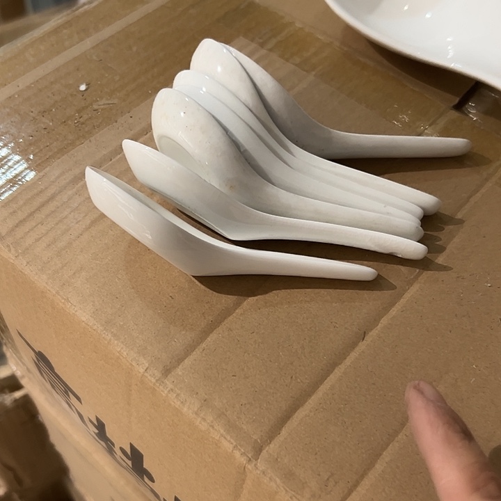 库存尾货骨瓷勺十个