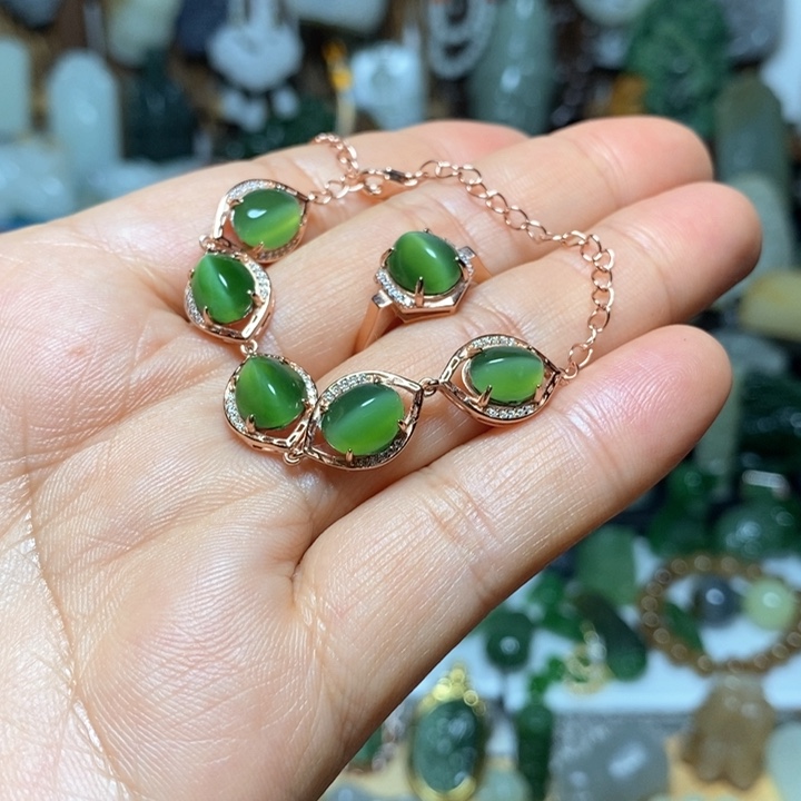 平***)和田玉未镶嵌手链