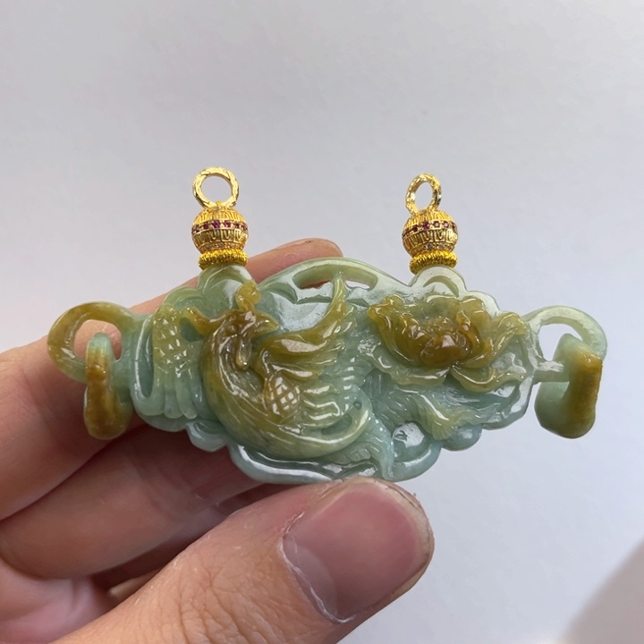 翡翠吊坠(赠链)未镶嵌代编织