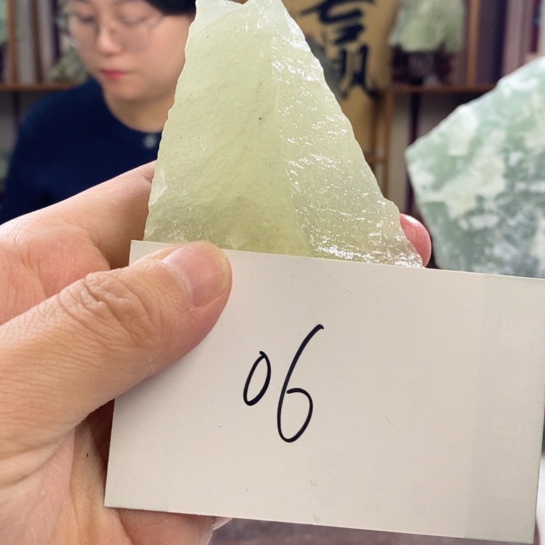 L***1蛇纹石玉合金珠宝奇石