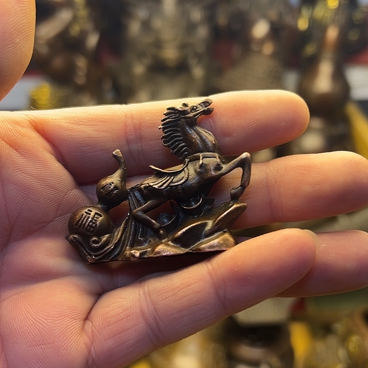 铜器工艺精湛精巧别致精美