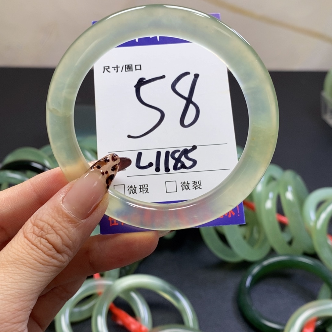 未镶嵌蛇纹石玉手镯