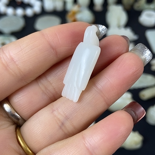 和田玉（糖玉）未镶嵌挂件