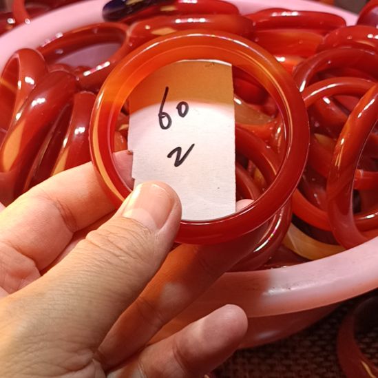 玛瑙/玉髓未镶嵌手镯