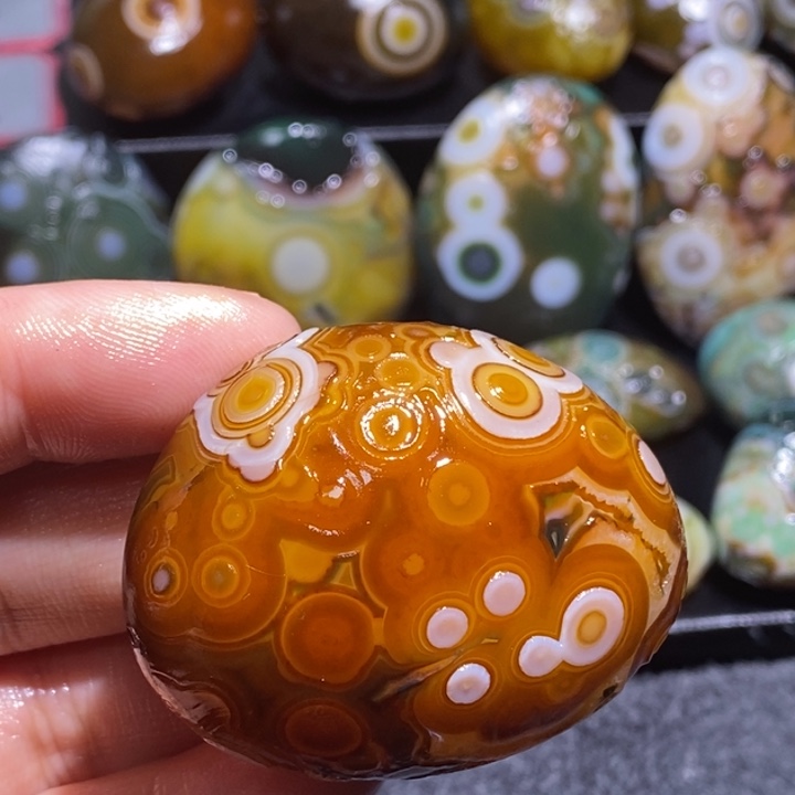 玛瑙/玉髓未镶嵌珠宝半成品23