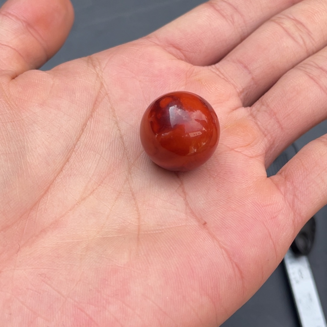 南红玛瑙圆珠未镶嵌小***妈