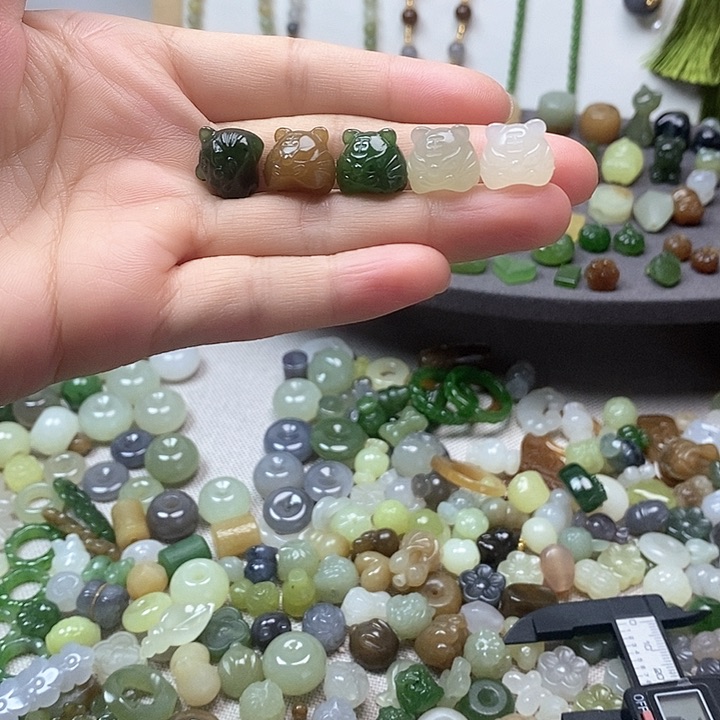 未镶嵌和田玉挂件虎头98一个多样性发其一