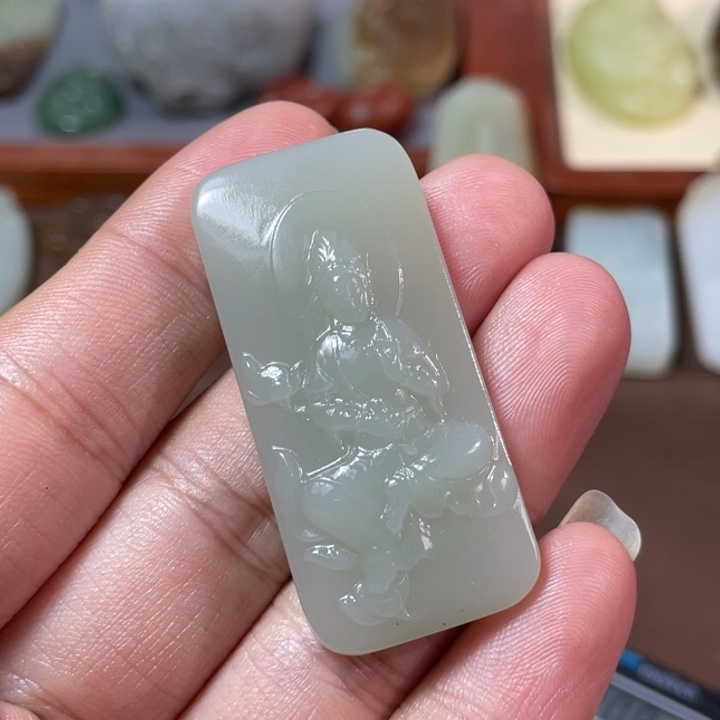 颈饰未镶嵌和田玉