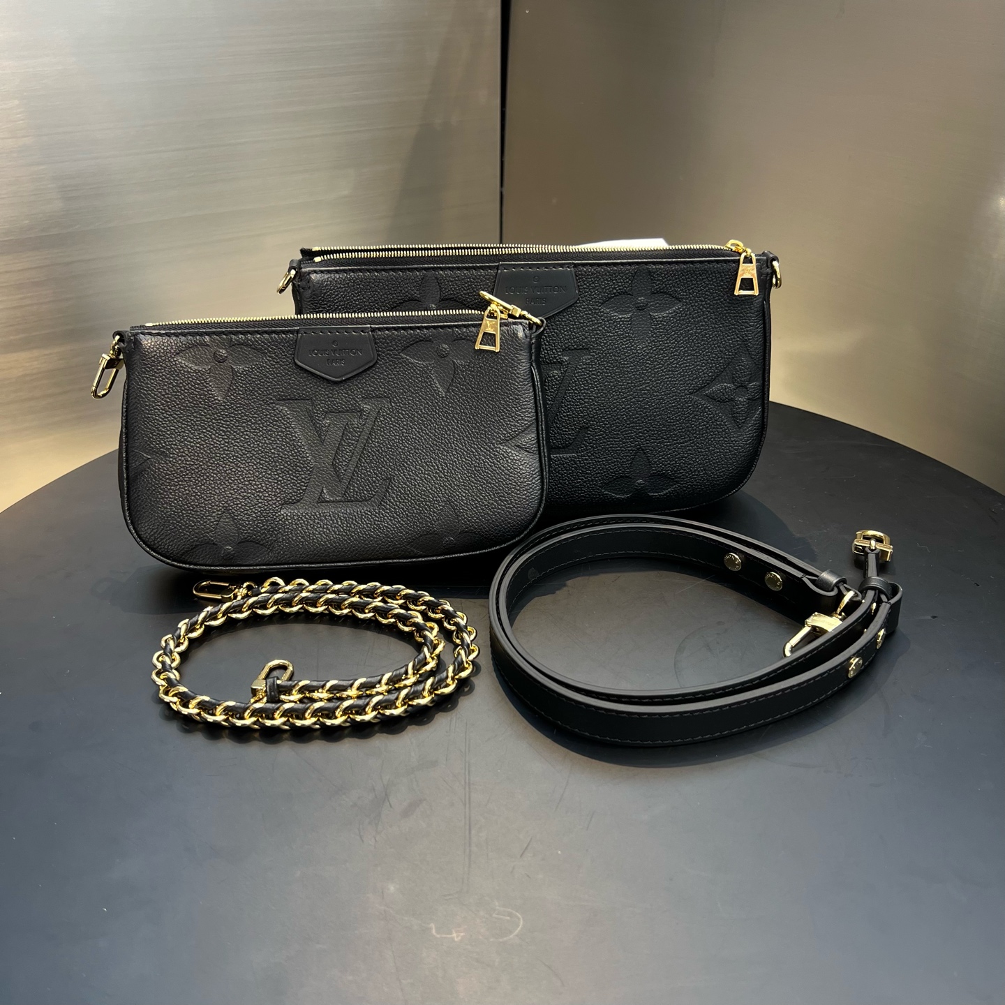 99新 LouisVuitton/路易威登 黑色全皮压纹二合一麻将包 链条包