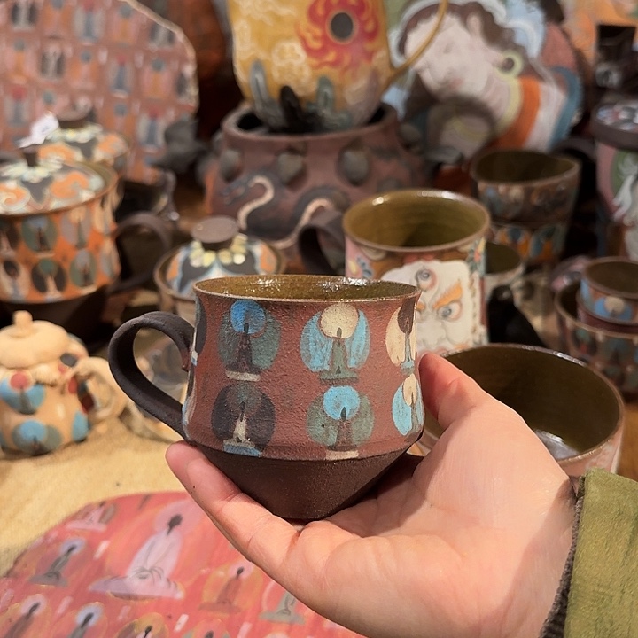 手工制作各种精美陶瓷