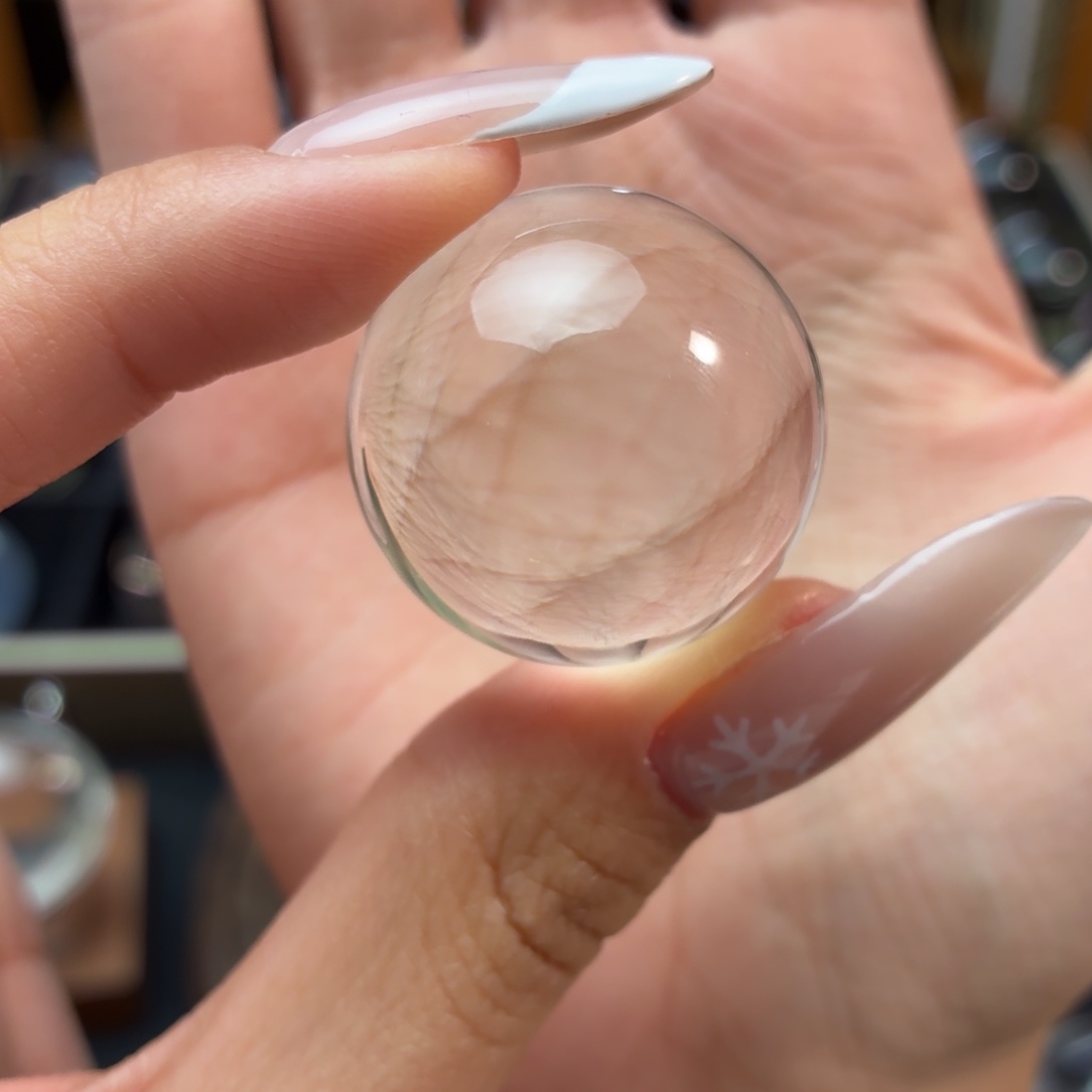 琼***华未镶嵌珠宝半成品水晶28.5mm