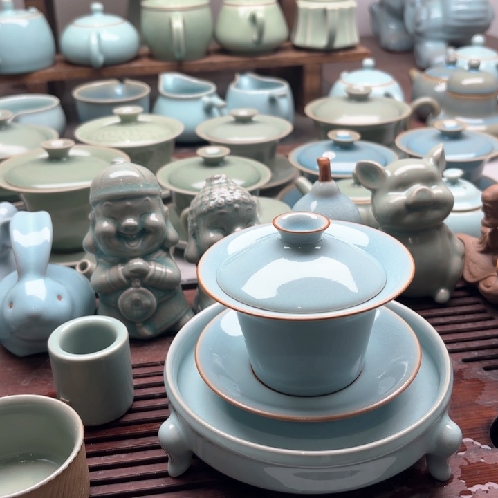 一级品，容量140，天青色