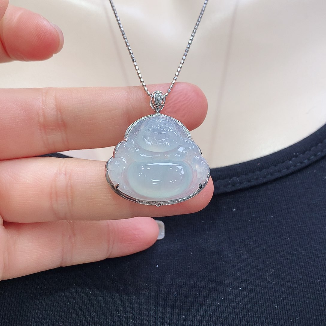 翡翠颈饰18K金镶嵌磷****心佛公