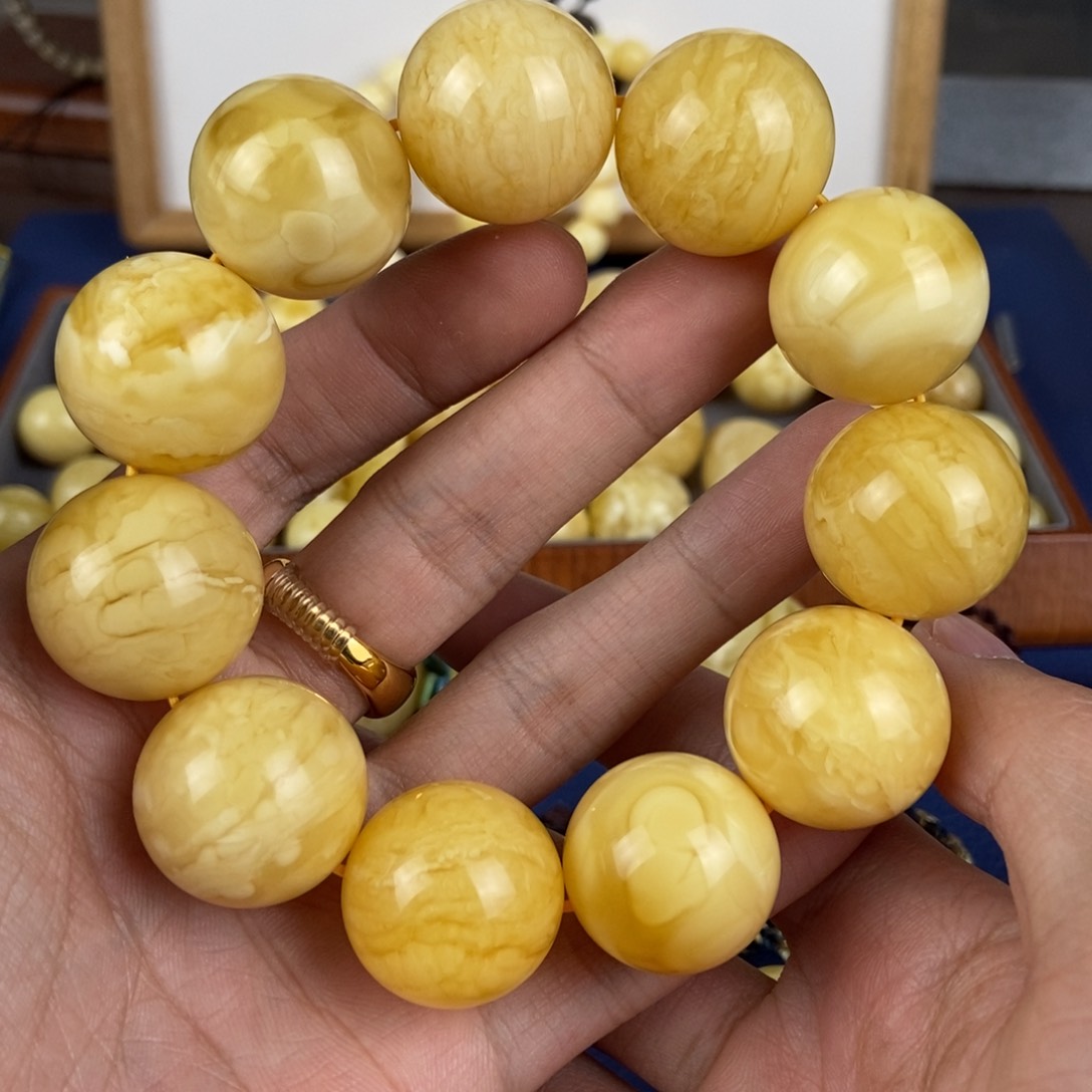未镶嵌琥珀裸石22手串