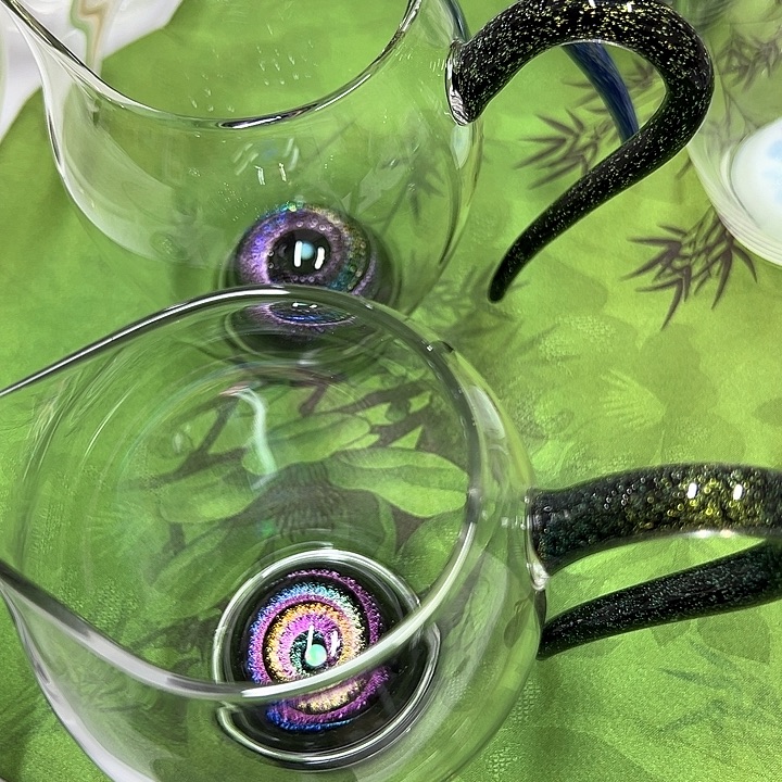 赖***。星云公道杯一只装