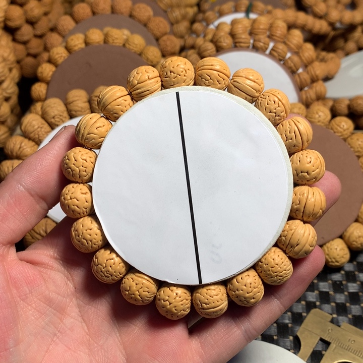 二***3桃核手串16#盘锦小黄桃