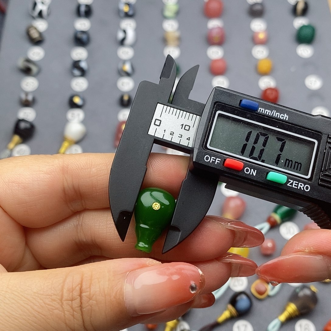 玛瑙/玉髓饰品合金