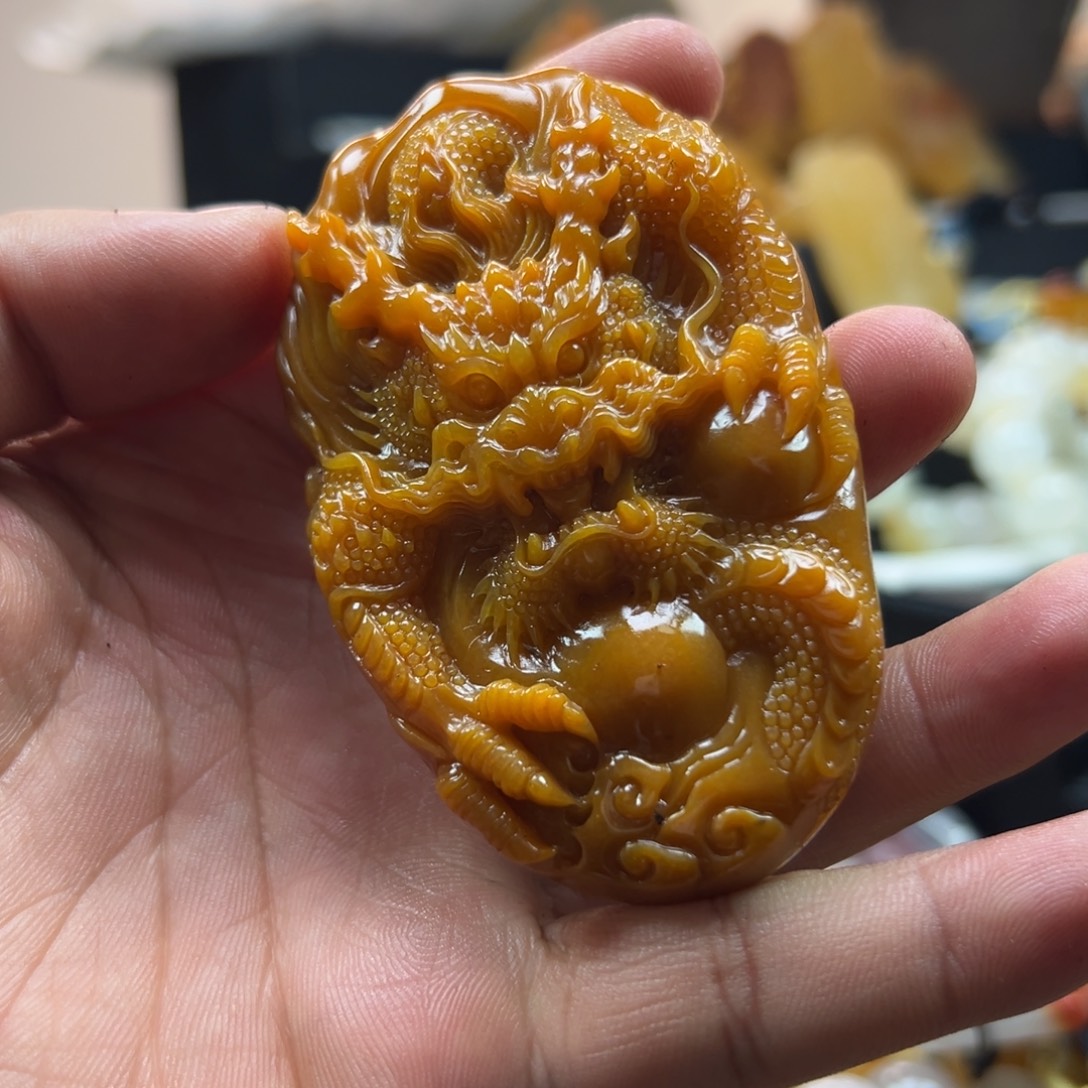 石英质玉（黄龙玉）未镶嵌hly