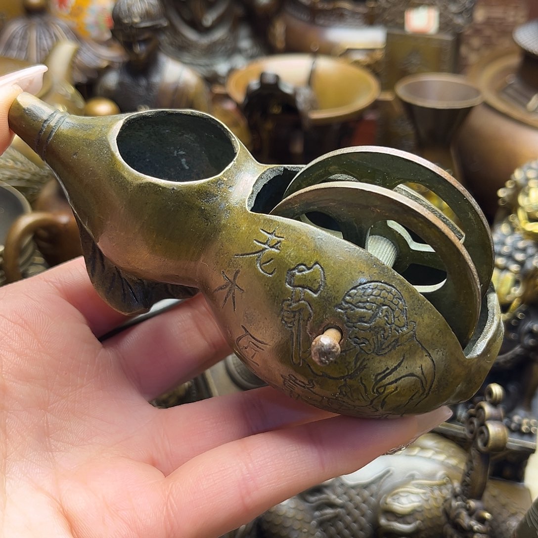 精美铜器点击下单