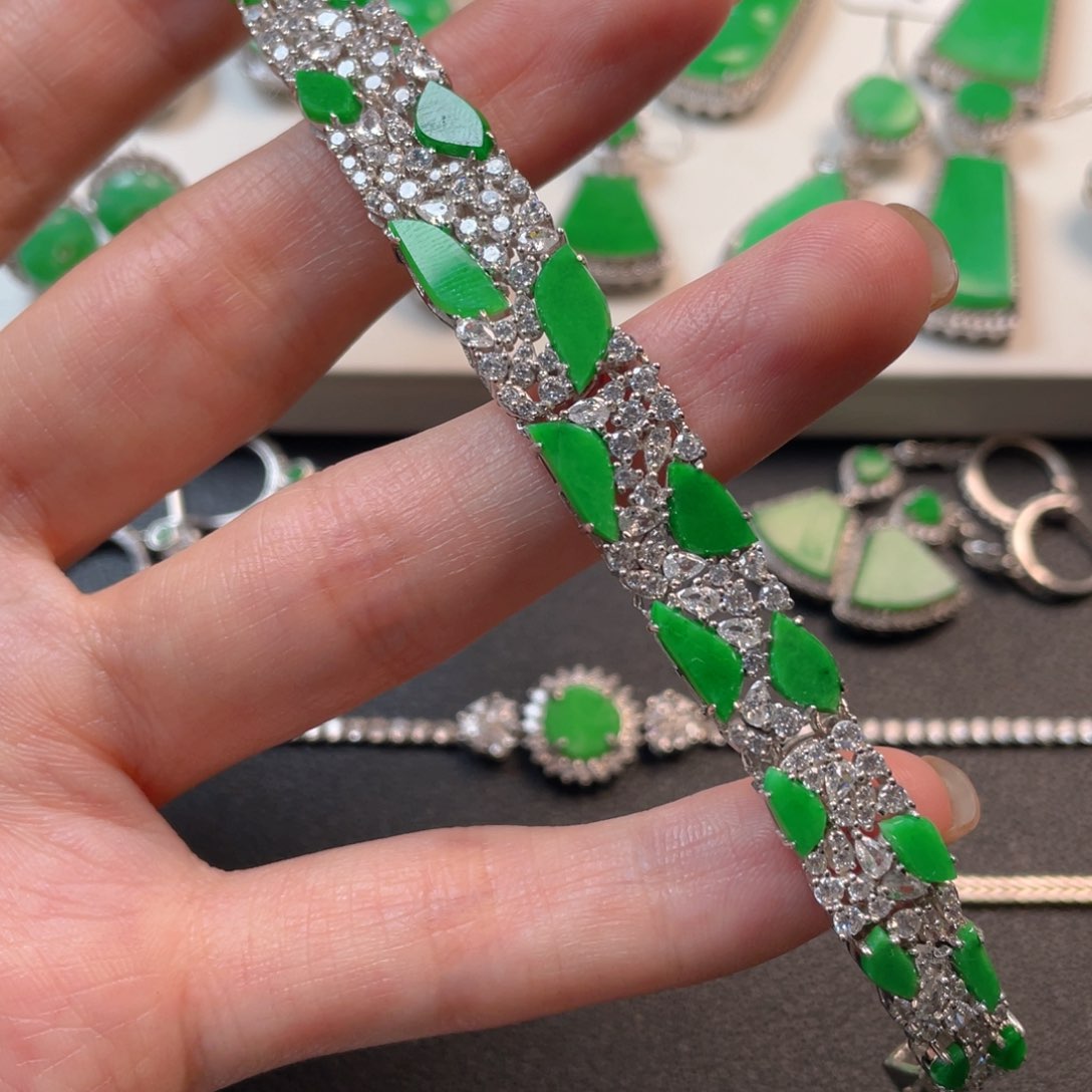 翡翠吊坠(不含链)银S925镶嵌手链