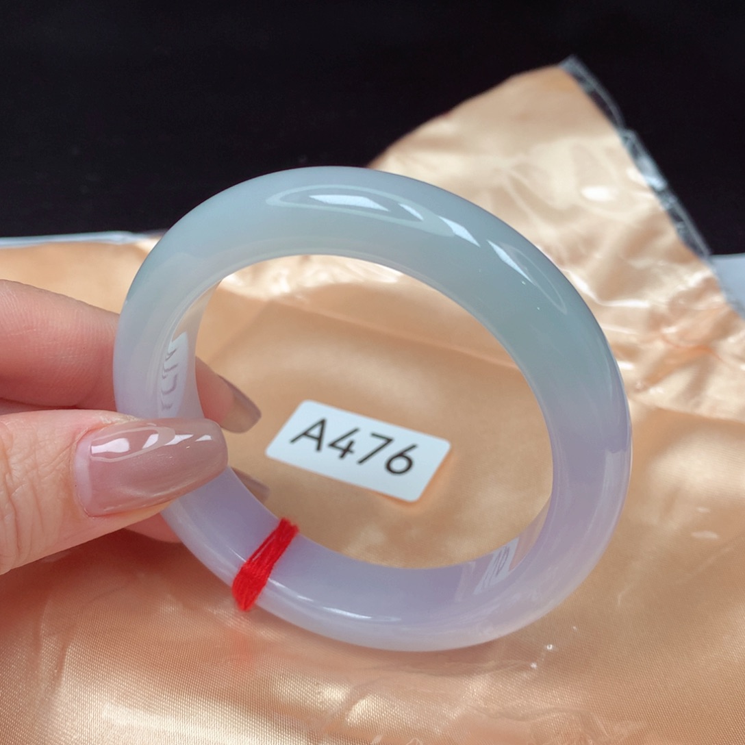 翡翠手镯未镶嵌手镯54