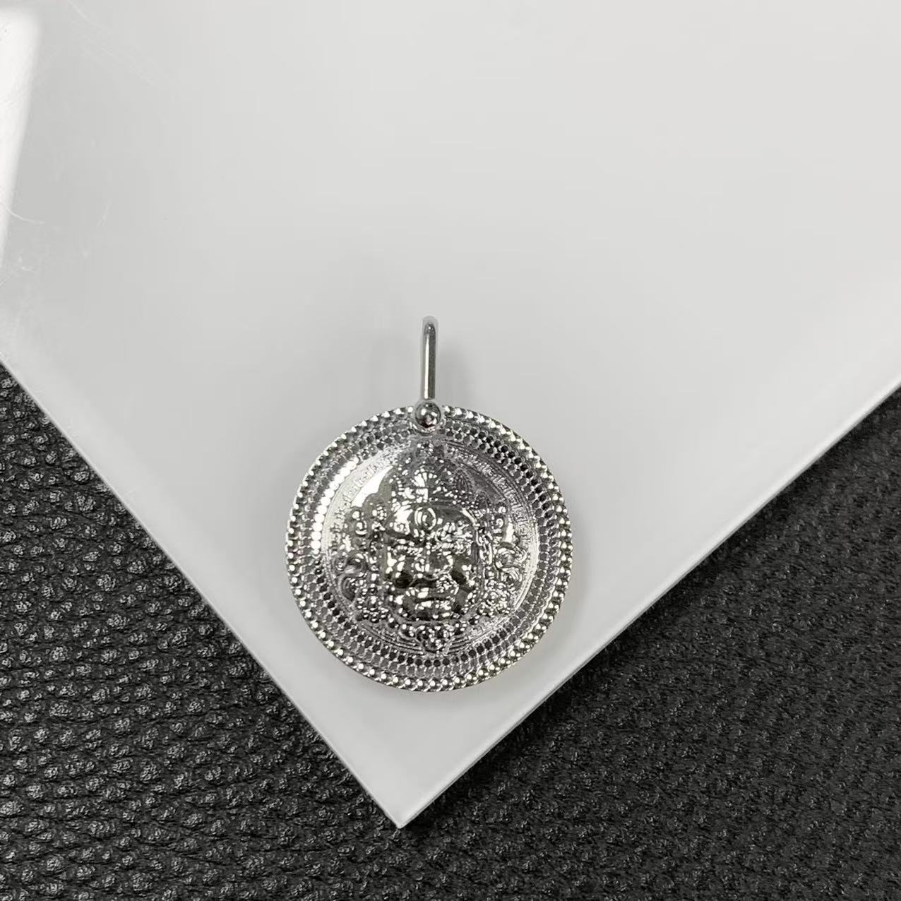 「戴琴珠宝」YZ4758-21mm左右铂金PT950黄财神吊坠-DY(多样性发其一