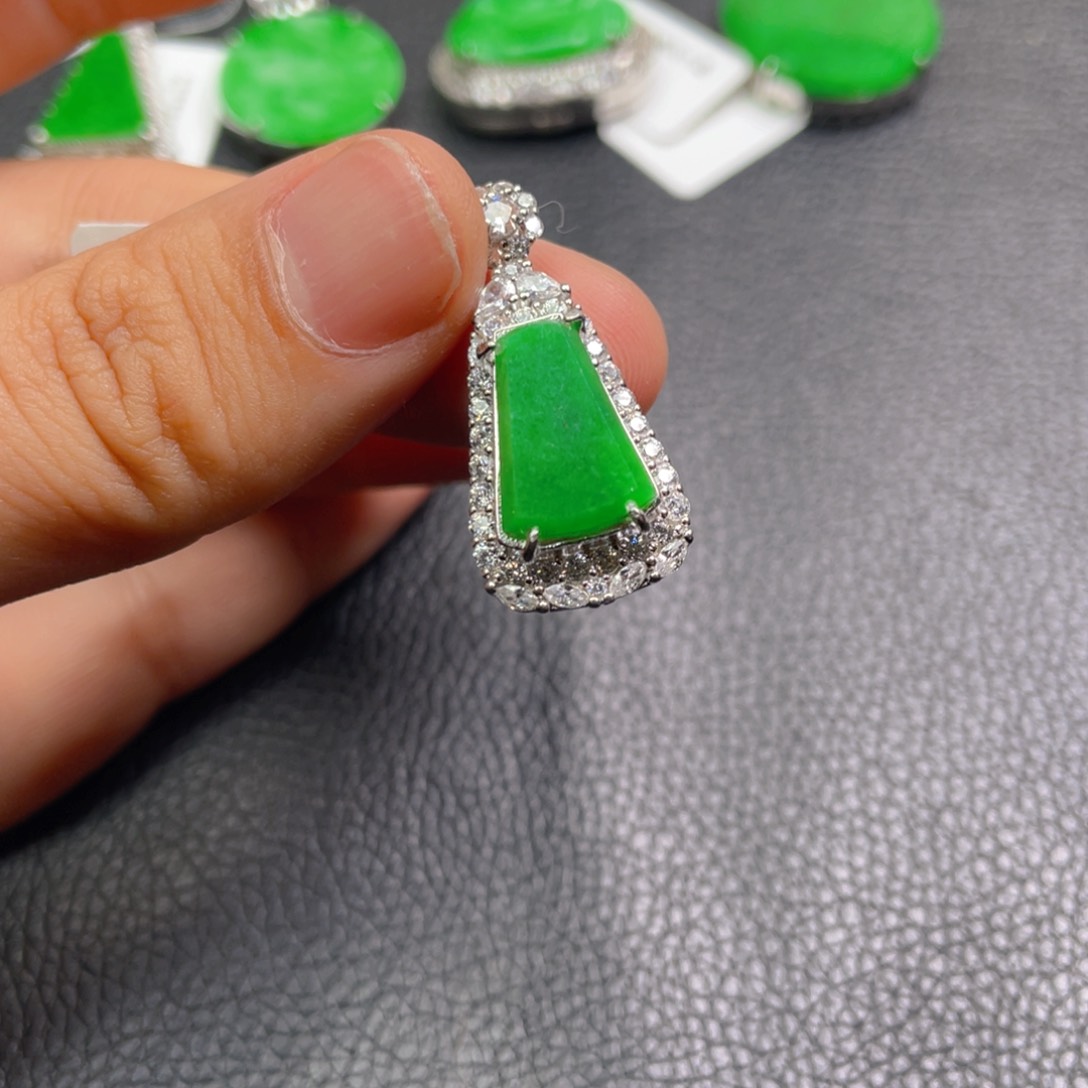 翡翠吊坠(不含链)银S925镶嵌