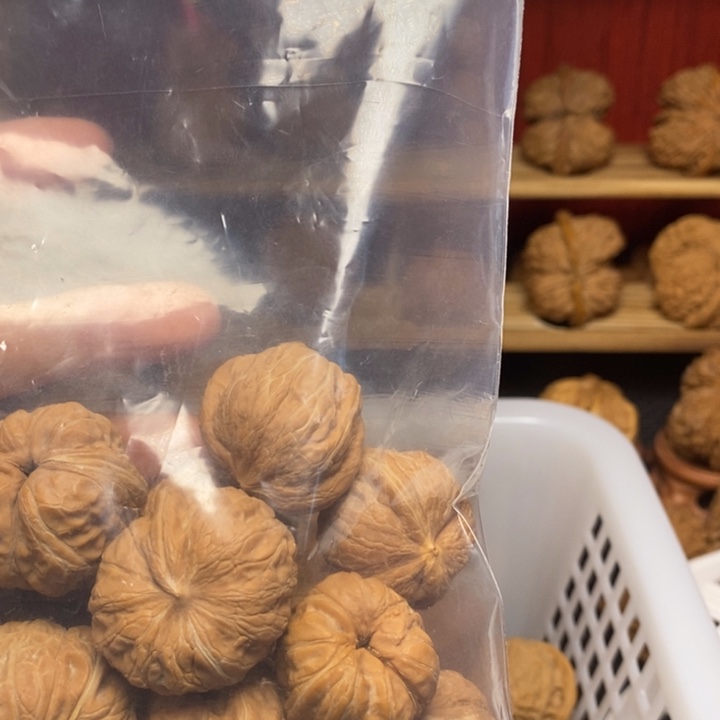 ****王文玩核桃把件尺寸