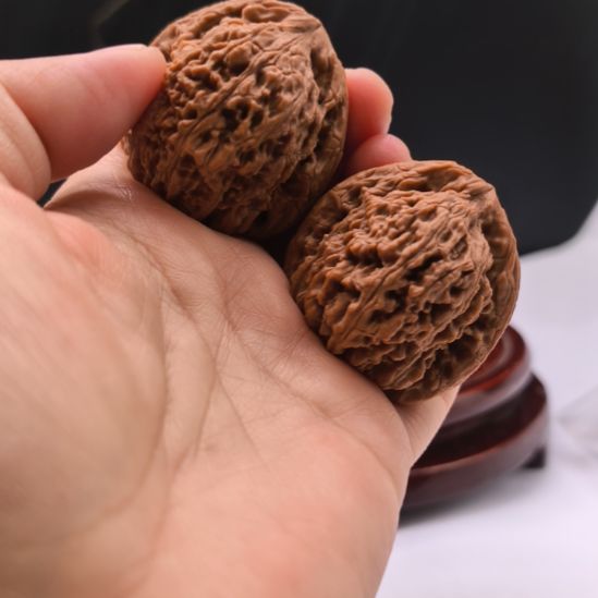 涿鹿县南将石文玩核桃