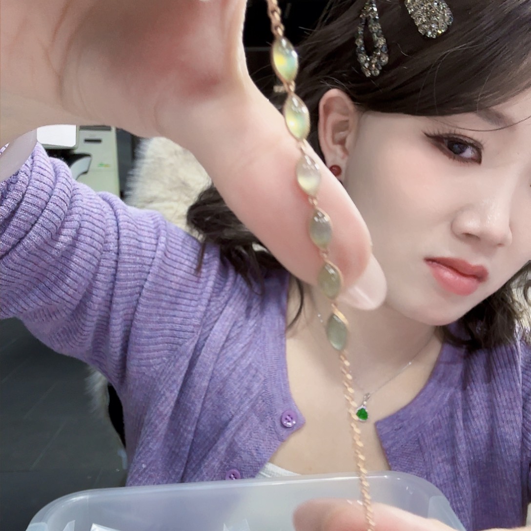 和田玉手链18K金镶嵌