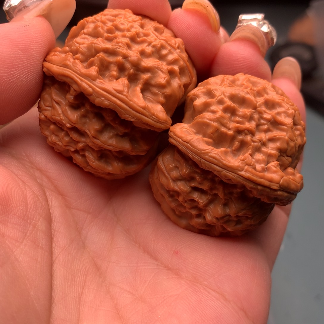 文玩核桃把件踏**云白狮子27