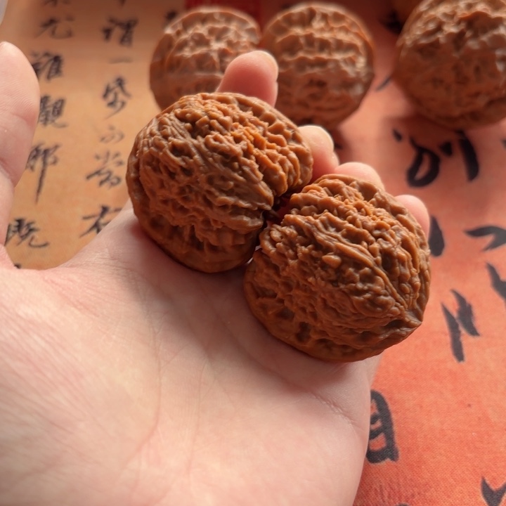 文玩核桃吊坠南疆石42.5