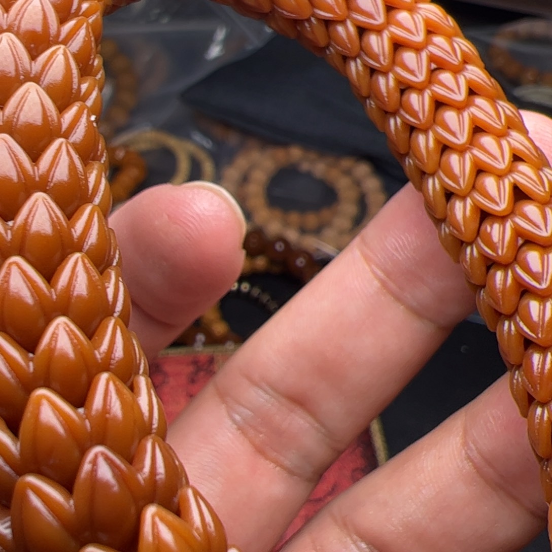 猴头核桃吊坠饿了路