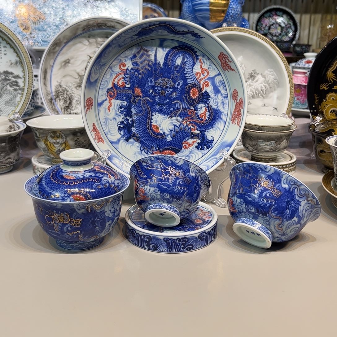 景德镇陶瓷艺术品