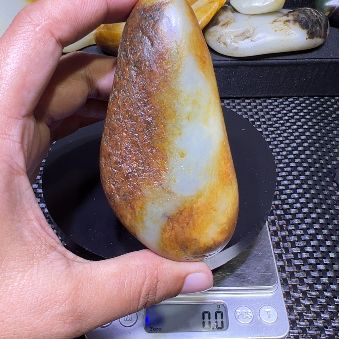 和田玉（子料）未镶嵌吊坠(不含链)266克