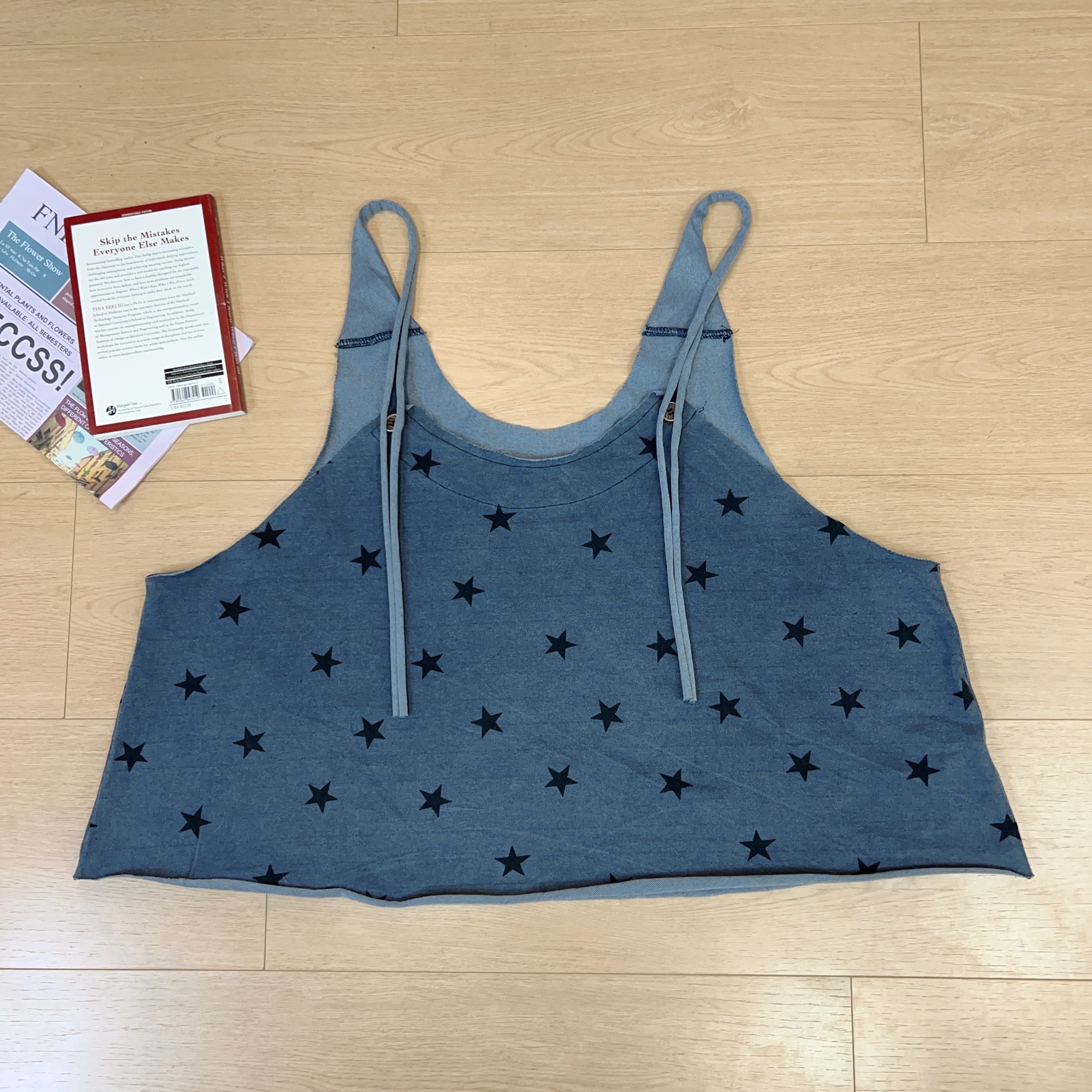 2025秋季新款休闲五角星卡通印花百搭吊带背心0394